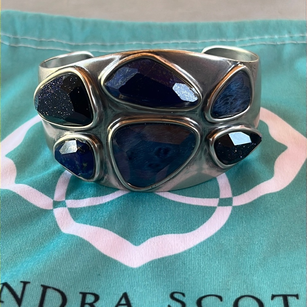 Kendra scott
